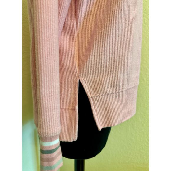 Jadelynn Brooke - Loved V Neck Sweatshirt Ribbed - Sz XS - Picture 4 of 9